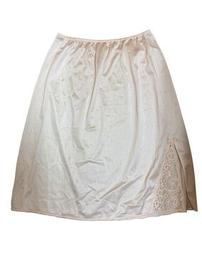 jcpenney pastel pink A-Line Half Slip with Lace Accent EUC Size Large